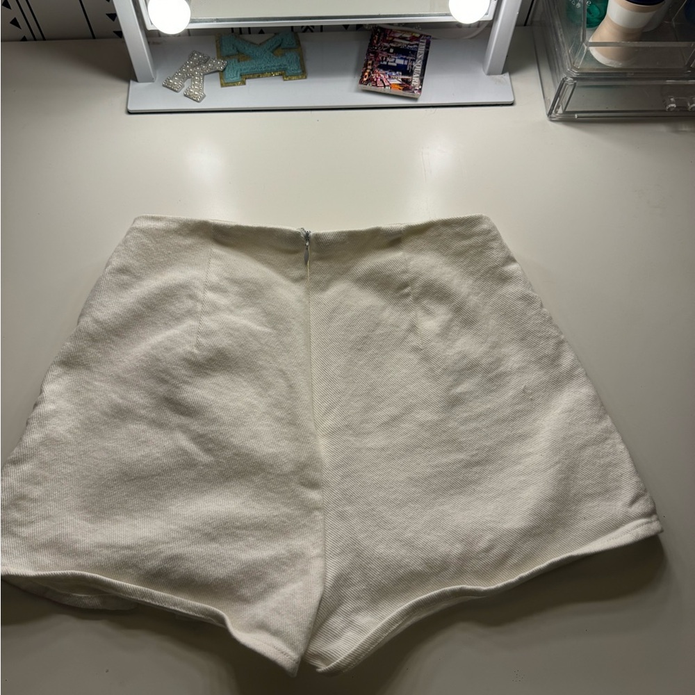 alterd state skort - Picture 2 of 2